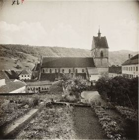 St. Ursanne, Stiftskirche, Aussenansicht, Messbildaufnahme von Rudolf Fechter, 1899.