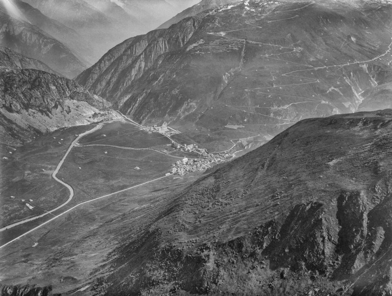 Andermatt (Foto: Eduard Spelterini)