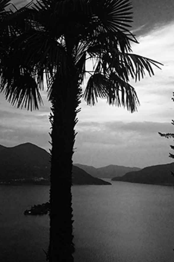 Blick auf den Lago Maggiore mit Brissago-Inseln.