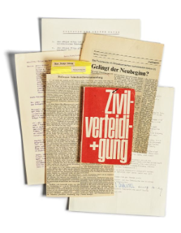 Stein des Anstosses: das Zivilverteidigungs-Buch des EJPD. Foto: Nationalbibliothek, Simon Schmid