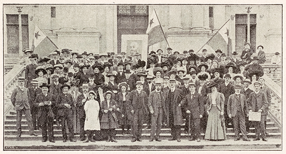 Il 4°, 5° e 6° in prima fila a partire da destra: Edmond Privat, René de Saussure e Hector Hodler.